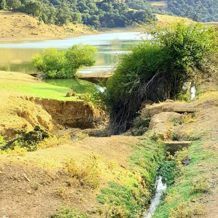 Le Gite Du Barrage Zaouia Ben Smine Экстерьер фото